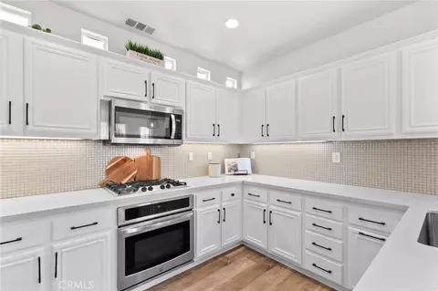 Kitchen - 5 Clematis St, Ladera Ranch, CA 92694 photo 6 of 6