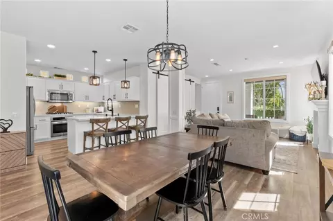 Dining - 5 Clematis St, Ladera Ranch, CA 92694 photo 2 of 4
