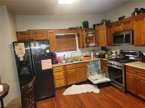 Kitchen - 34 E 53rd, Long Beach, CA 90805 photo 1 of 1