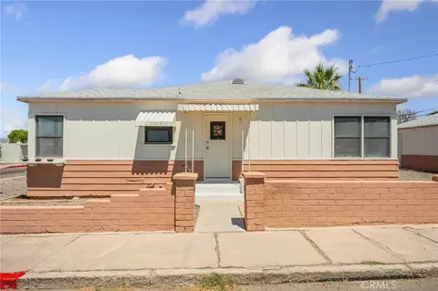 Exterior - 1719 Wasington St, Needles, CA 92363 photo 3 of 5