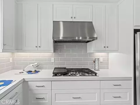 Kitchen - 352 Tank, Irvine, CA 92618 photo 1 of 2