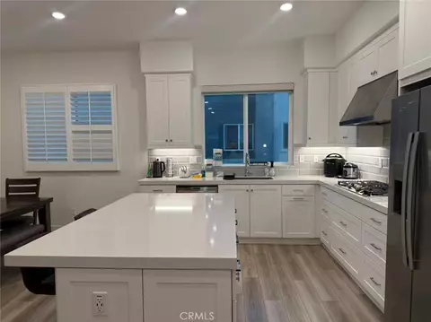 Kitchen - 352 Tank, Irvine, CA 92618 photo 2 of 2