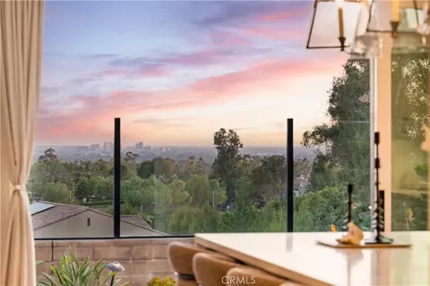 136 Salt Spg, Irvine, CA 92602