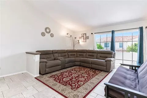 Living - 2495 Paseo Circulo, Tustin, CA 92782 photo 2 of 2