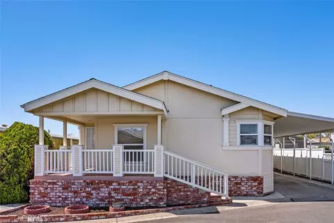 2851 Rolling Hills Dr #142, Fullerton, CA 92835
