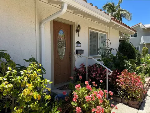 2024 Via Mariposa E #A, Laguna Woods, CA 92637