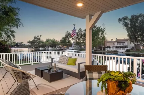 22851 Ridge Route Ln, Lake Forest, CA 92630