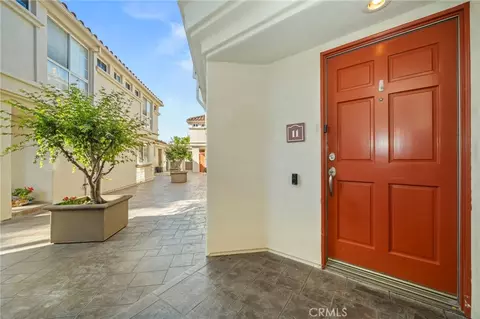 2101 E 15th #11, Newport Beach, CA 92663