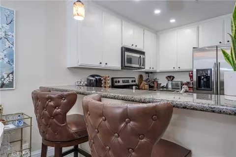Kitchen - 1140 E Ocean Blvd #134, Long Beach, CA 90802 photo 5 of 5