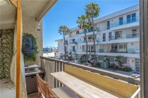 Exterior - 1140 E Ocean Blvd #134, Long Beach, CA 90802 photo 1 of 9