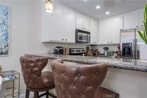 Kitchen - 1140 E Ocean Blvd #134, Long Beach, CA 90802 photo 5 of 5