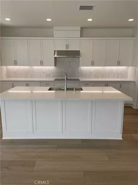 527 San Lorenzo Rd, Ventura, CA 93004