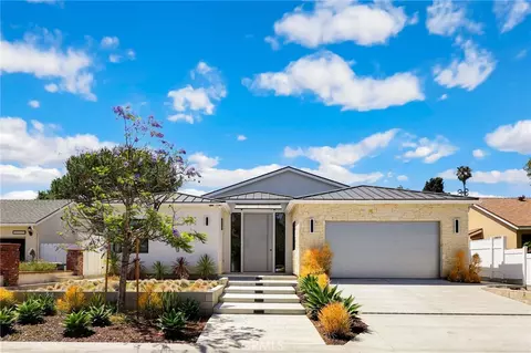20171 Bayview Ave, Newport Beach, CA 92660