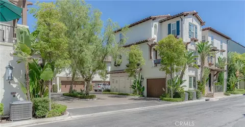 672 E Valencia #108, Anaheim, CA 92805