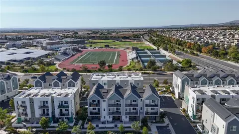 View/Area - 257 Sash, Irvine, CA 92618 photo 3 of 16