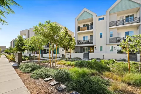 Exterior - 257 Sash, Irvine, CA 92618 photo 1 of 3