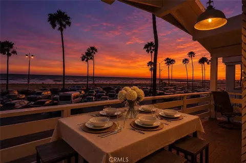 2212 W Oceanfront, Newport Beach, CA 92663