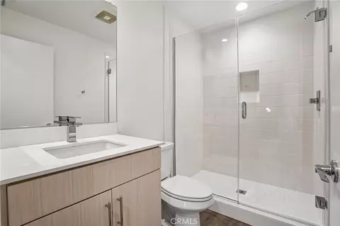 Bath - 144 S Iris, Compton, CA 90220 photo 3 of 6