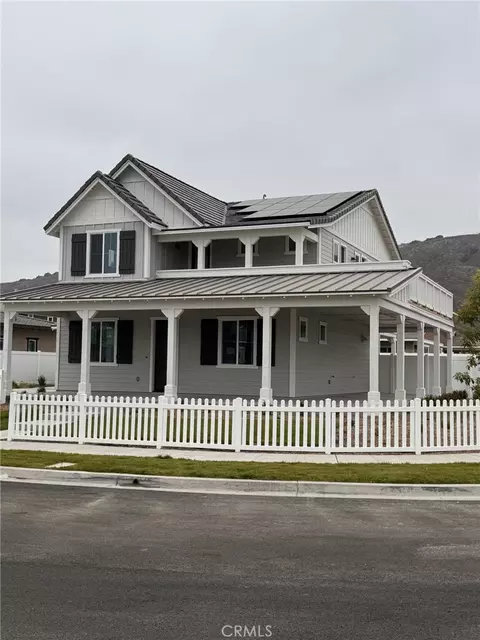 489 Wisteria St, Fillmore, CA 93015