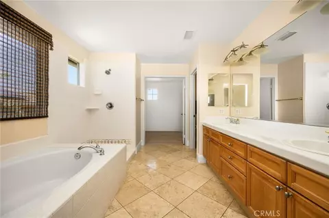 Entry Way - 6148 E Cliffway Dr, Orange, CA 92869 photo 4 of 5