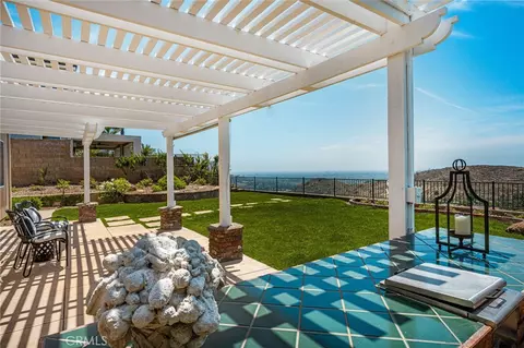 Exterior - 6148 E Cliffway Dr, Orange, CA 92869 photo 4 of 11