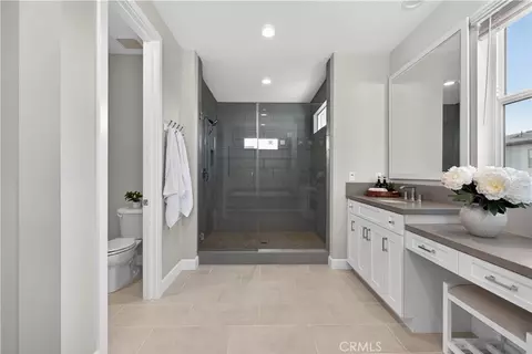 Bath - 124 Draw, Irvine, CA 92618 photo 1 of 1