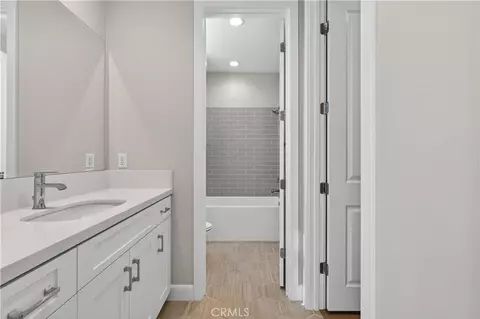 Entry Way - 124 Draw, Irvine, CA 92618 photo 6 of 8