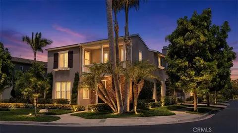9 Petaluma, Irvine, CA 92602