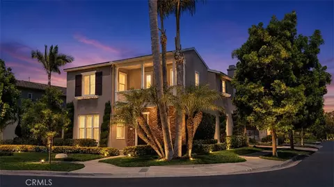 9 Petaluma, Irvine, CA 92602