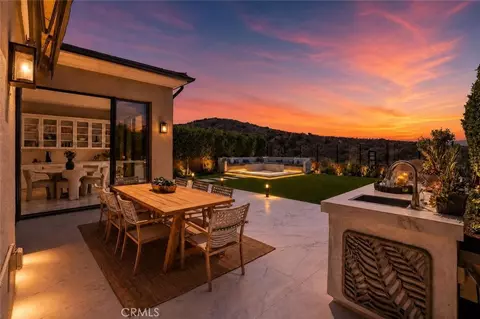 118 Tomahawk, Irvine, CA 92618