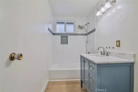 Bath - 333 E La Veta, Orange, CA 92866 photo 1 of 1