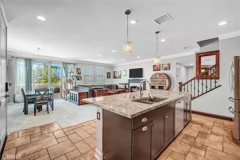 1009 El Paseo, Foothill Ranch, CA 92610 photo 3