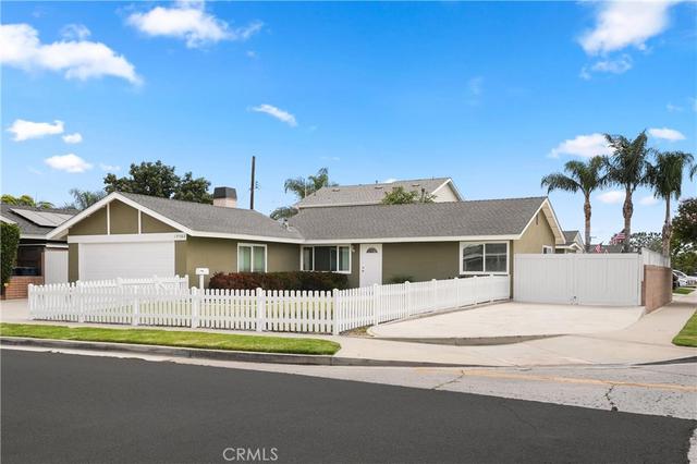 19562 Windward Ln, Huntington Beach, CA 92646
