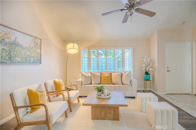 2528 N Tustin, Santa Ana, CA 92705