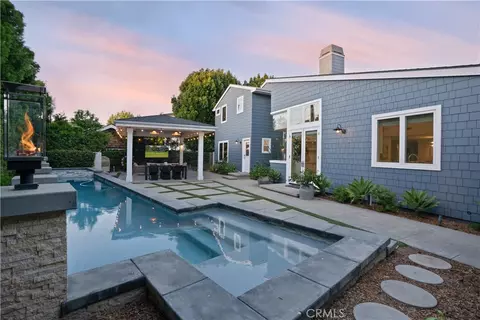 519 Signal Rd, Newport Beach, CA 92663