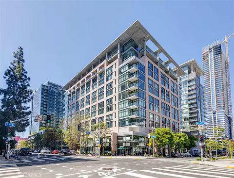 1111 S Grand Ave #PH 5, Los Angeles, CA 90015
