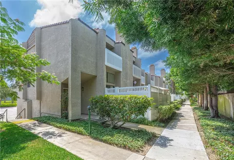 380 W Wilson #F106, Costa Mesa, CA 92627