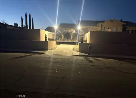 16192 Molino, Victorville, CA 92395