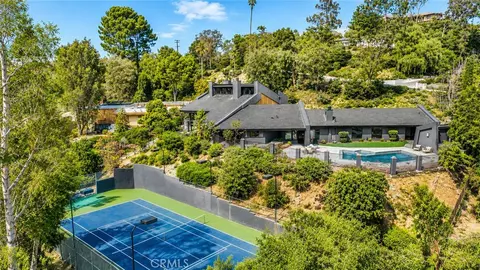 9752 Rangeview, North Tustin, CA 92705