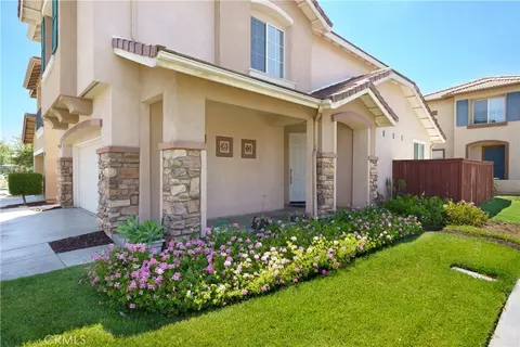 11377 Brookglen Ct, Riverside, CA 92505