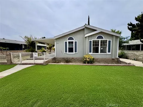 5800 Hamner Ave #442, Eastvale, CA 91752