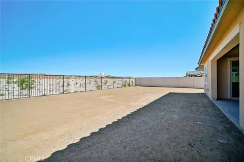 Exterior - 4065 Saddle Dr, Palmdale, CA 93551 photo 5 of 6