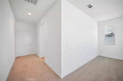Entry Way - 4065 Saddle Dr, Palmdale, CA 93551 photo 10 of 13