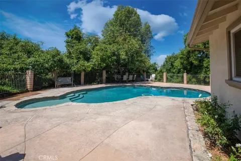Exterior - 1566 Heather, Riverside, CA 92504 photo 2 of 22