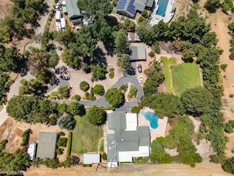 View/Area - 1566 Heather, Riverside, CA 92504 photo 4 of 6