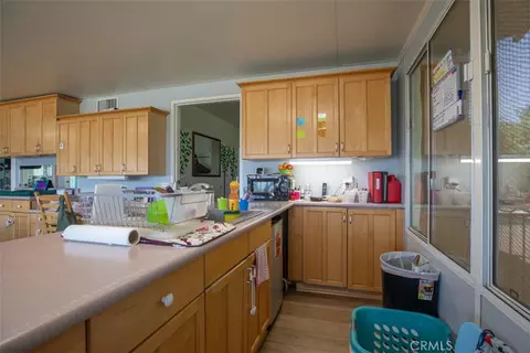 Kitchen - 1566 Heather, Riverside, CA 92504 photo 2 of 2