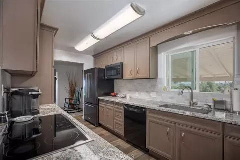 Kitchen - 1566 Heather, Riverside, CA 92504 photo 1 of 2