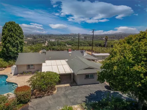 View/Area - 1566 Heather, Riverside, CA 92504 photo 5 of 6