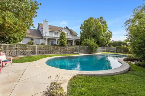 Exterior - 1625 Arcata St, Redlands, CA 92374 photo 10 of 13