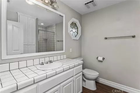 Bath - 1625 Arcata St, Redlands, CA 92374 photo 1 of 5